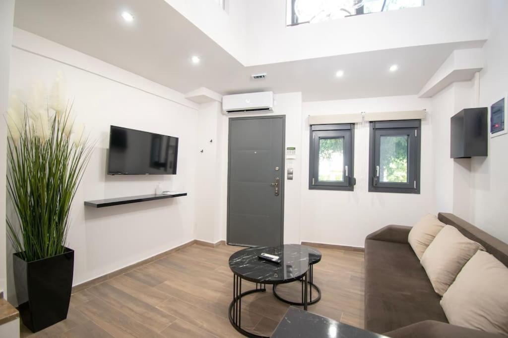 Antigonidon Loft Apartment Tesalonika Bagian luar foto
